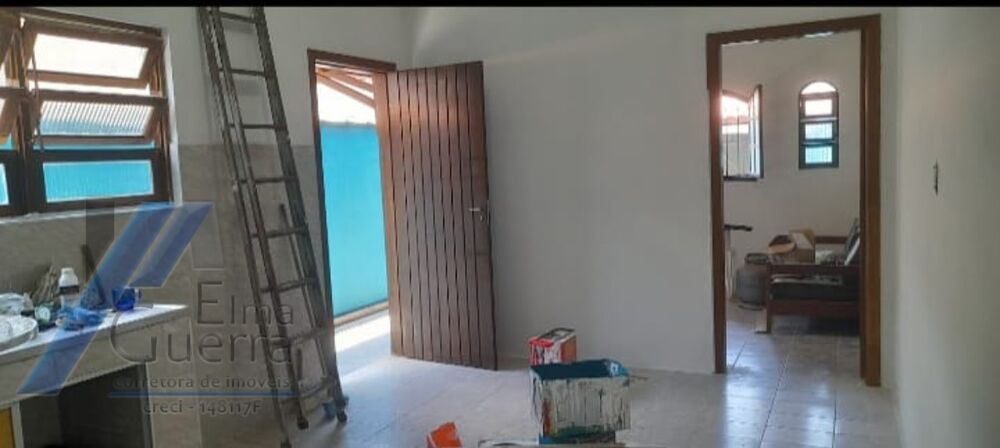 Casa à venda com 2 quartos, 80m² - Foto 5
