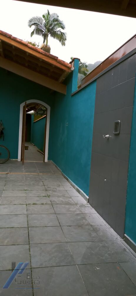 Casa à venda com 2 quartos, 80m² - Foto 3