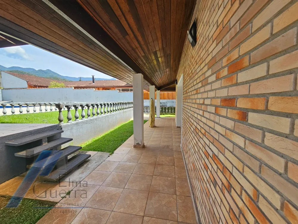 Casa, 6 quartos, 190 m² - Foto 4