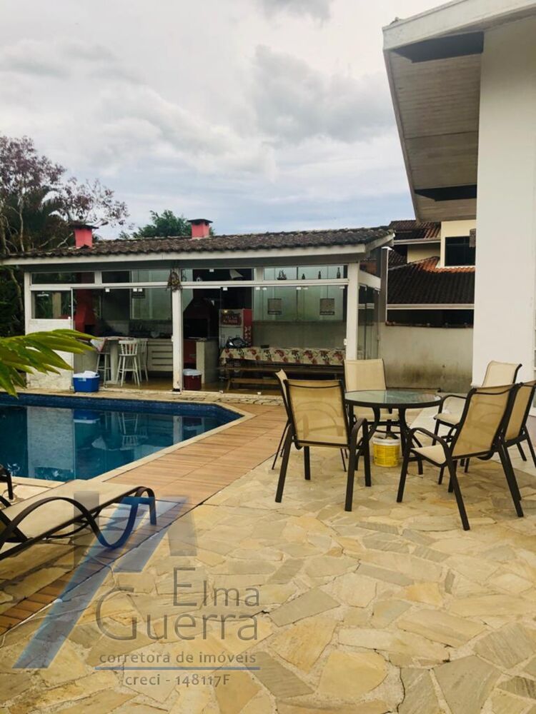 Casa, 4 quartos, 220 m² - Foto 3