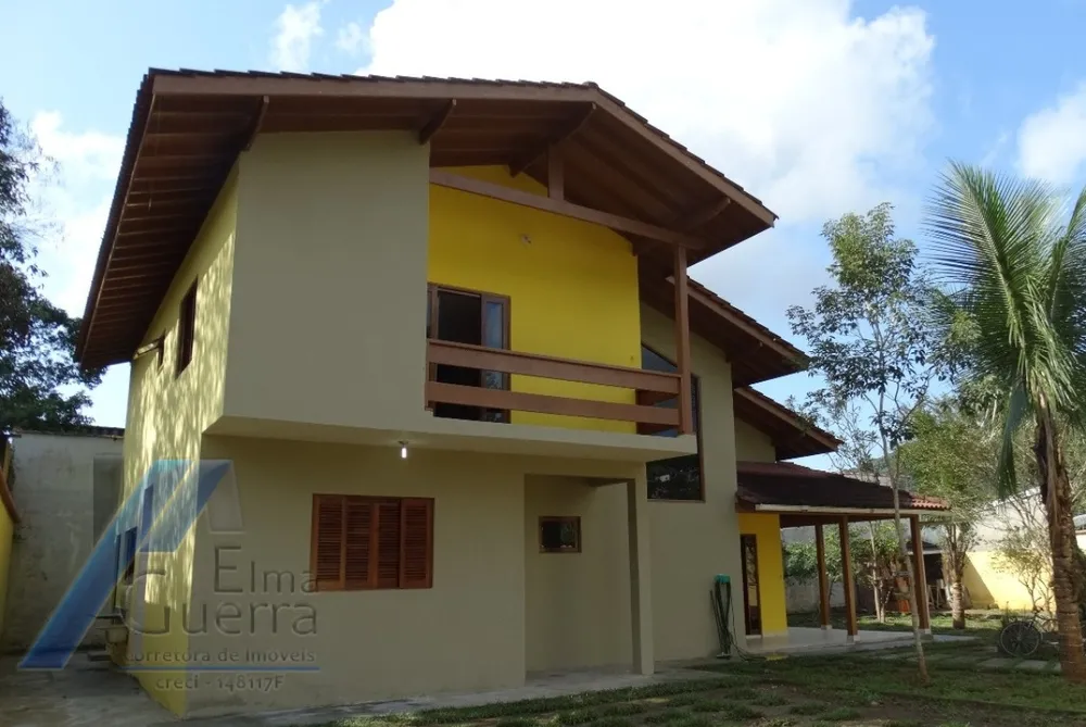 Casa, 3 quartos, 220 m² - Foto 2