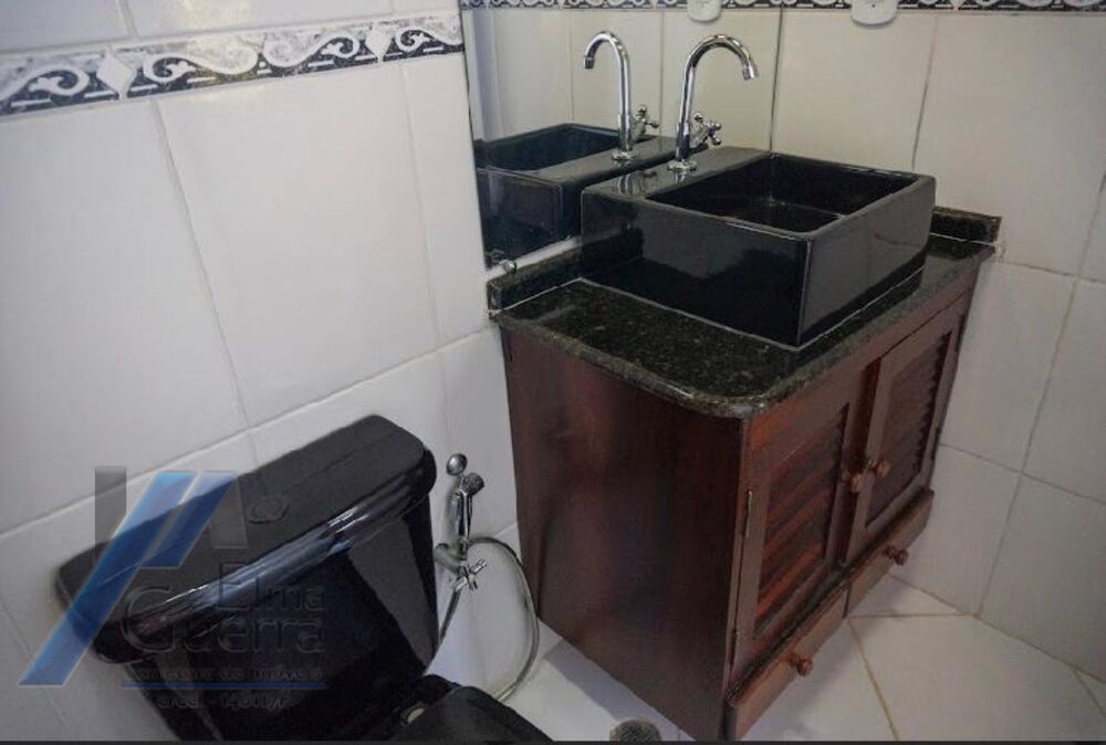 Casa, 5 quartos, 180 m² - Foto 1
