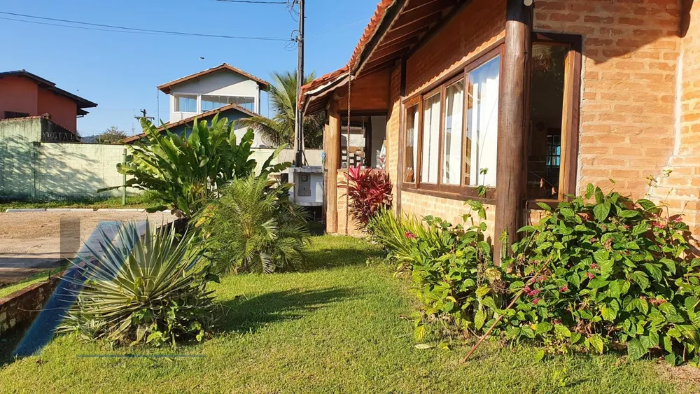 Casa, 4 quartos, 260 m² - Foto 1