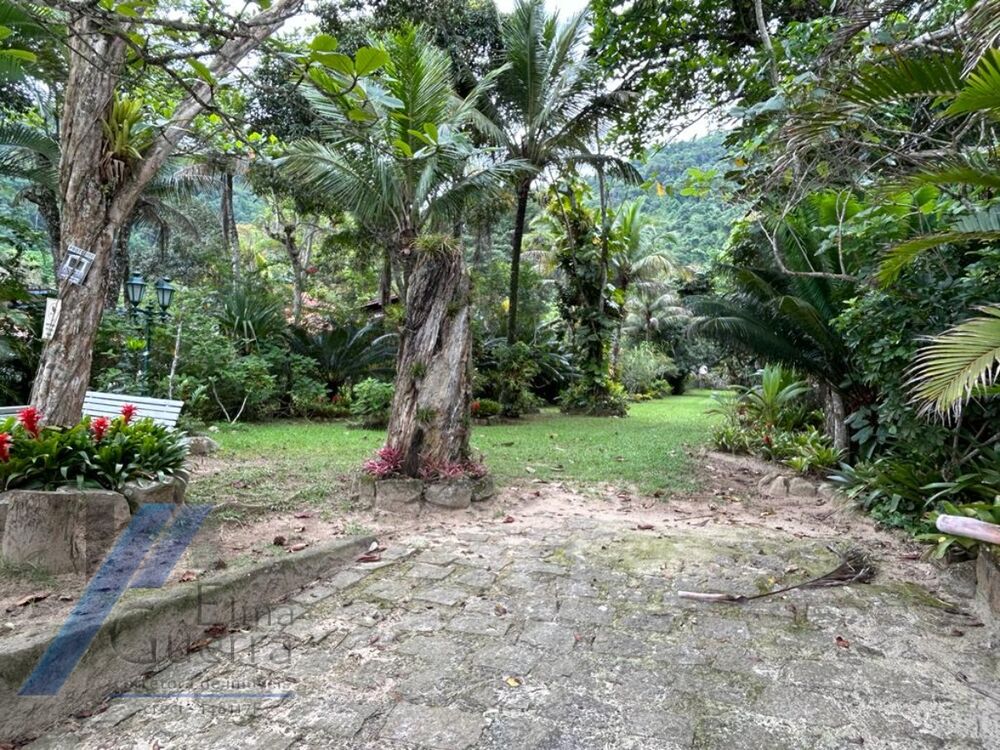 Casa, 5 quartos, 409 m² - Foto 1