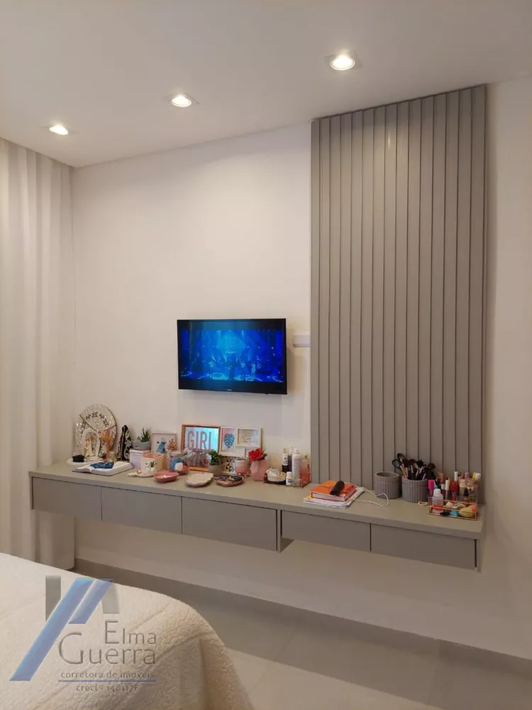 Casa, 4 quartos, 220 m² - Foto 1
