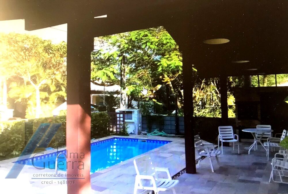 Casa, 6 quartos, 358 m² - Foto 1