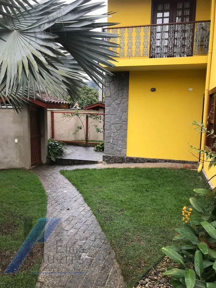 Casa, 4 quartos, 320 m² - Foto 1