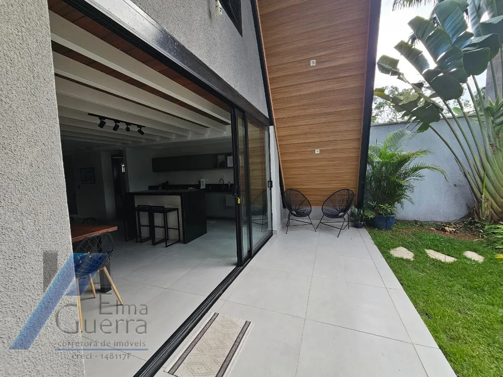 Casa, 3 quartos, 220 m² - Foto 1