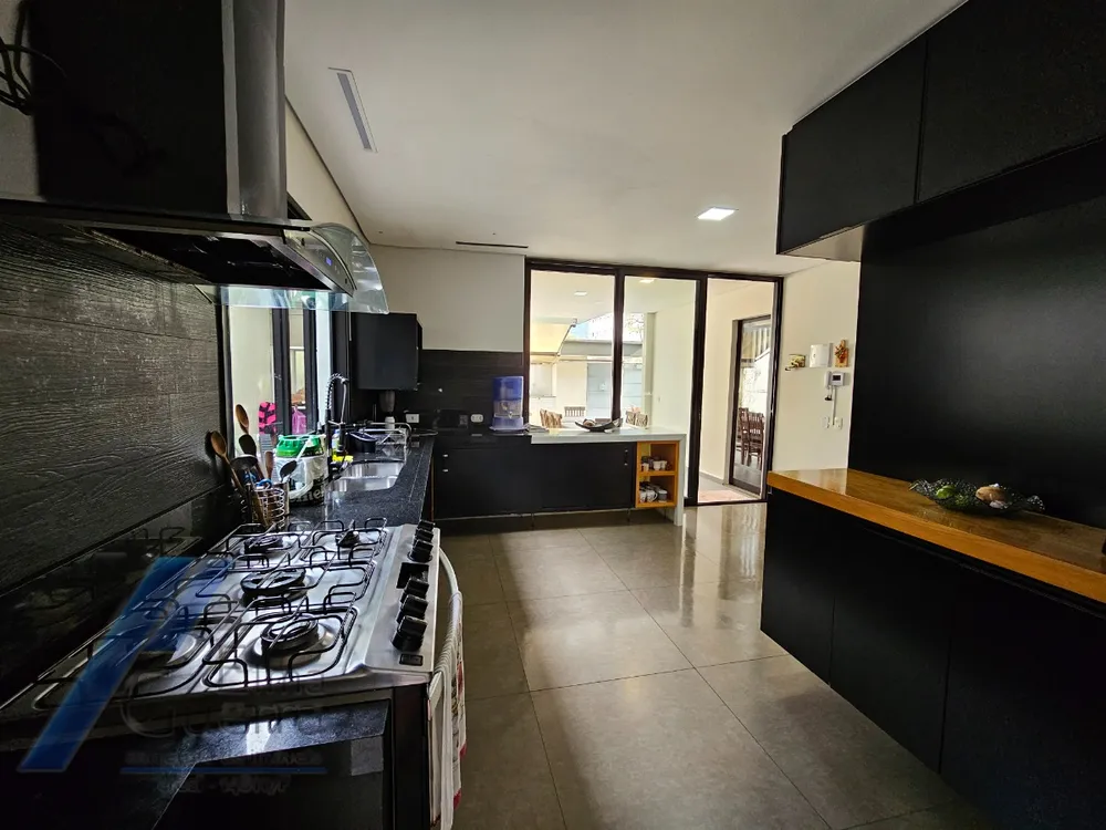 Casa, 5 quartos, 245 m² - Foto 3