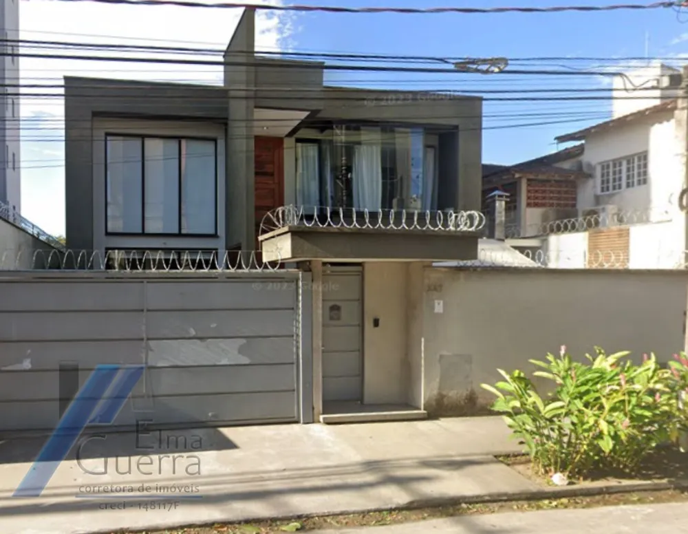 Casa, 5 quartos, 245 m² - Foto 1