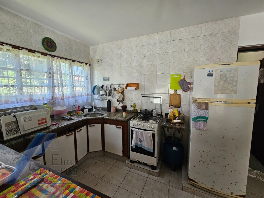 Casa, 3 quartos, 228 m² - Foto 3