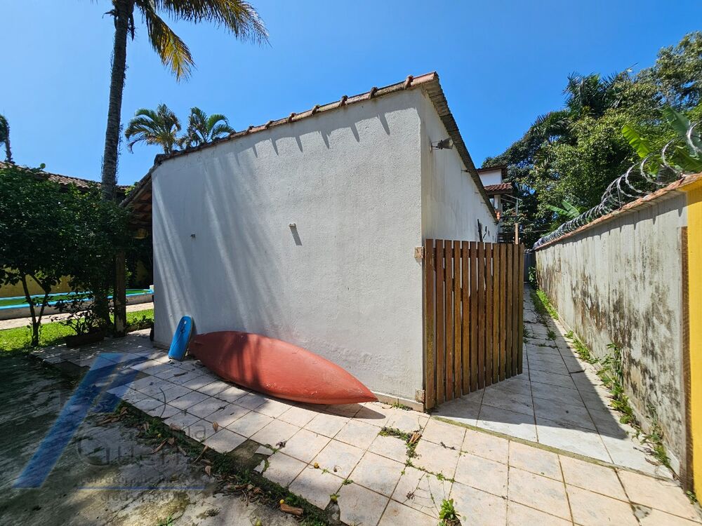 Casa, 3 quartos, 228 m² - Foto 2