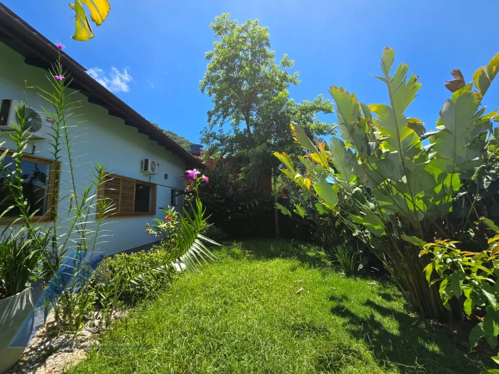 Casa, 3 quartos, 179 m² - Foto 1