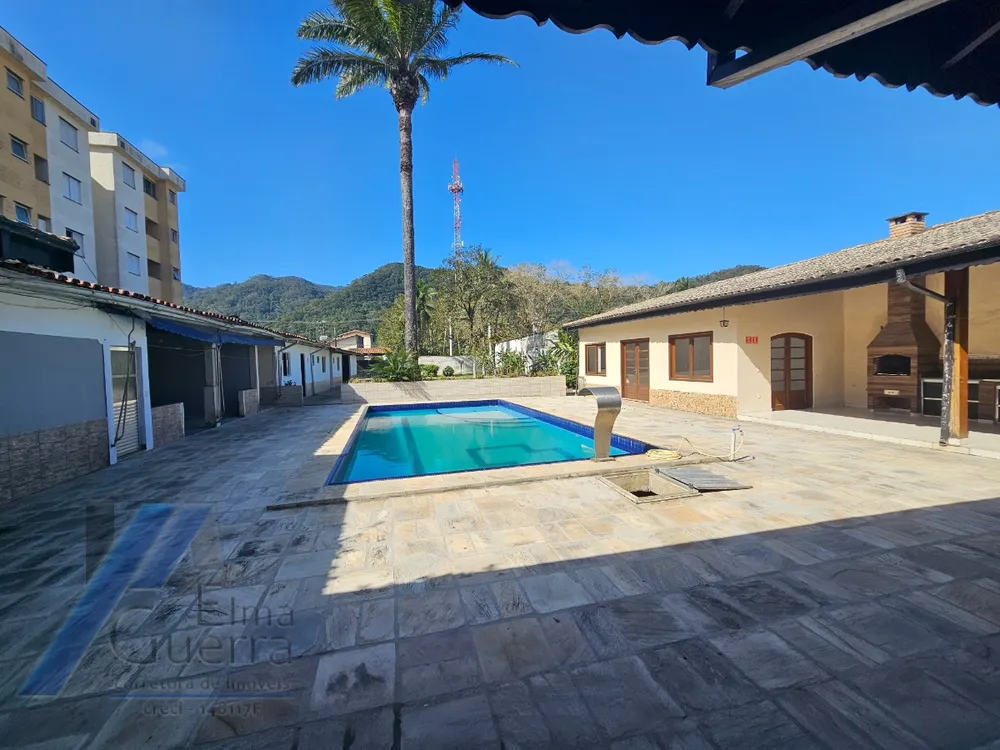 Casa, 9 quartos, 480 m² - Foto 1