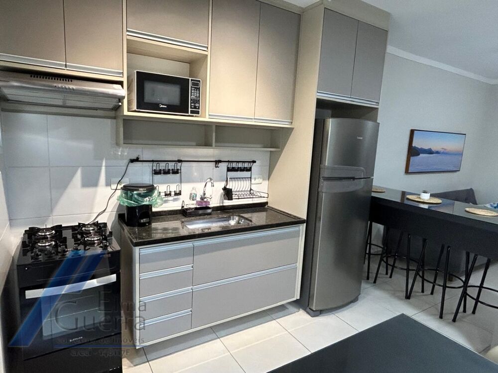 Apartamento à venda com 2 quartos, 70m² - Foto 12