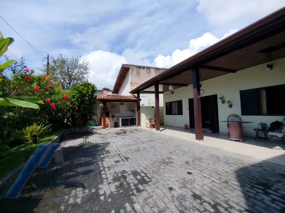 Casa, 3 quartos, 201 m² - Foto 3