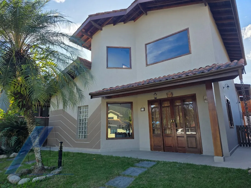 Casa, 3 quartos, 180 m² - Foto 1
