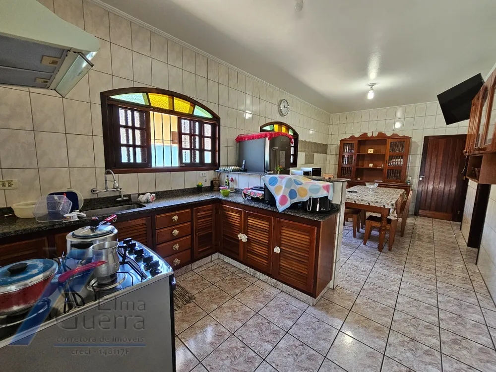 Casa, 6 quartos, 310 m² - Foto 6