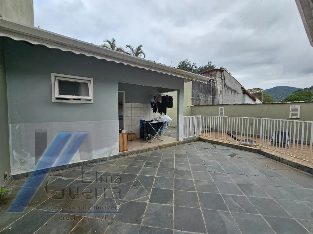 Casa, 3 quartos, 252 m² - Foto 16
