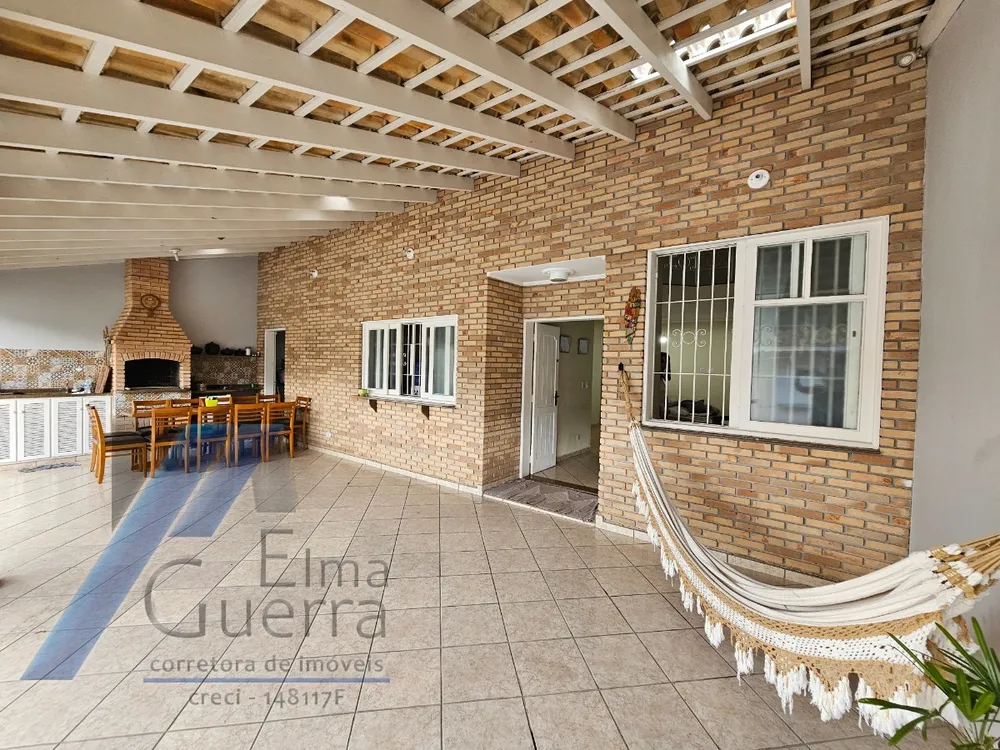 Casa, 3 quartos, 252 m² - Foto 4