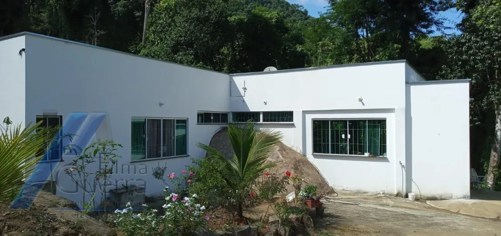 Casa, 3 quartos, 202 m² - Foto 1