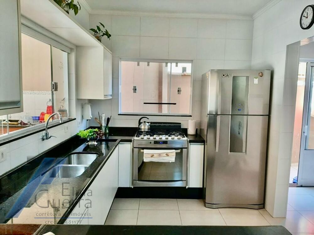Casa, 4 quartos, 205 m² - Foto 7