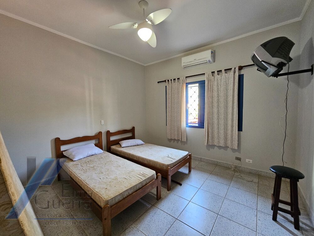 Casa, 4 quartos, 250 m² - Foto 35