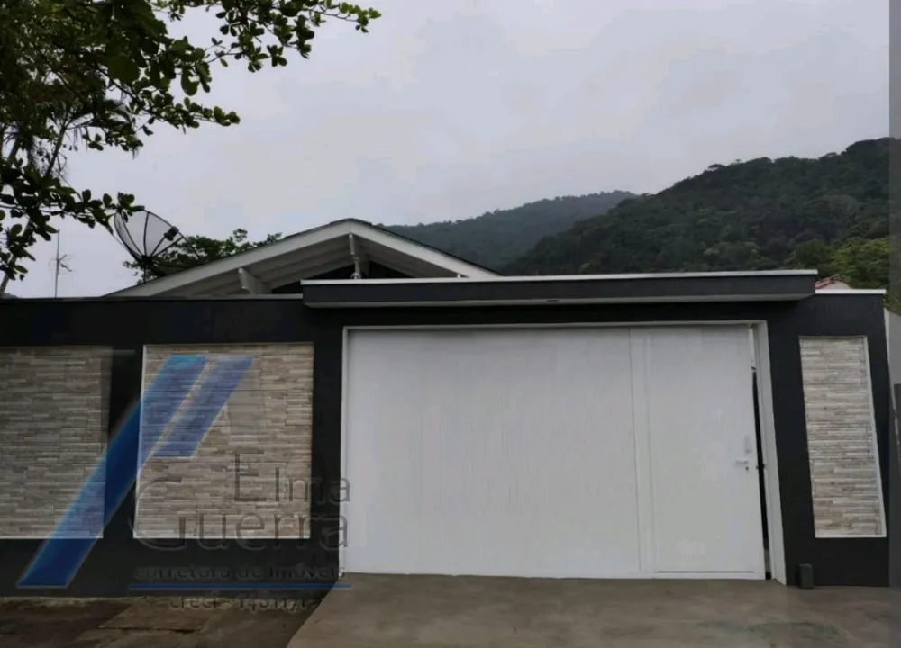 Casa, 5 quartos, 230 m² - Foto 1