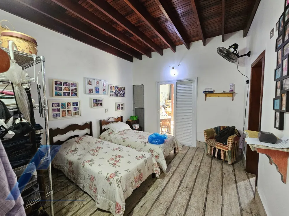 Casa, 4 quartos, 340 m² - Foto 2