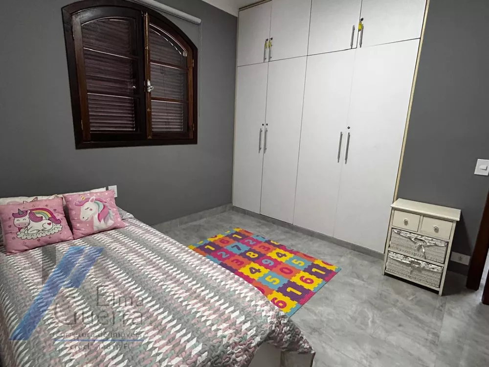 Casa, 3 quartos, 330 m² - Foto 1
