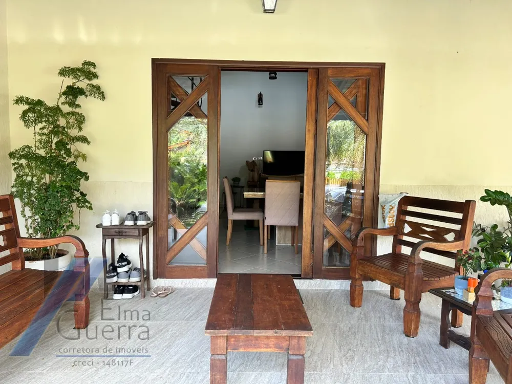 Casa, 3 quartos, 230 m² - Foto 1