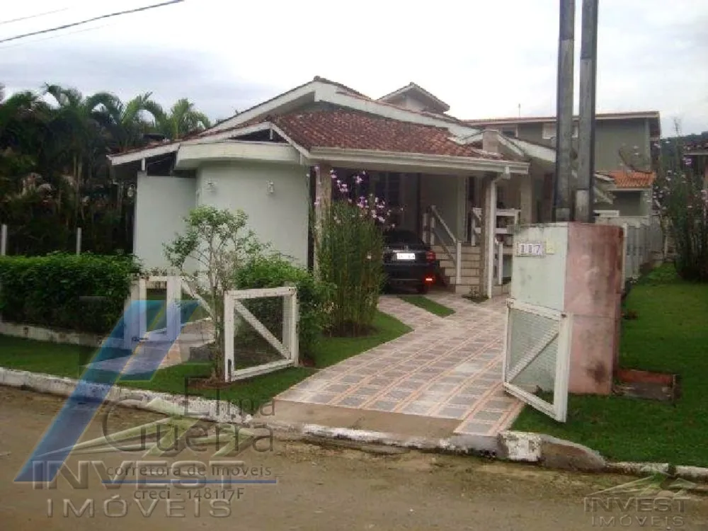 Casa, 3 quartos, 217 m² - Foto 2