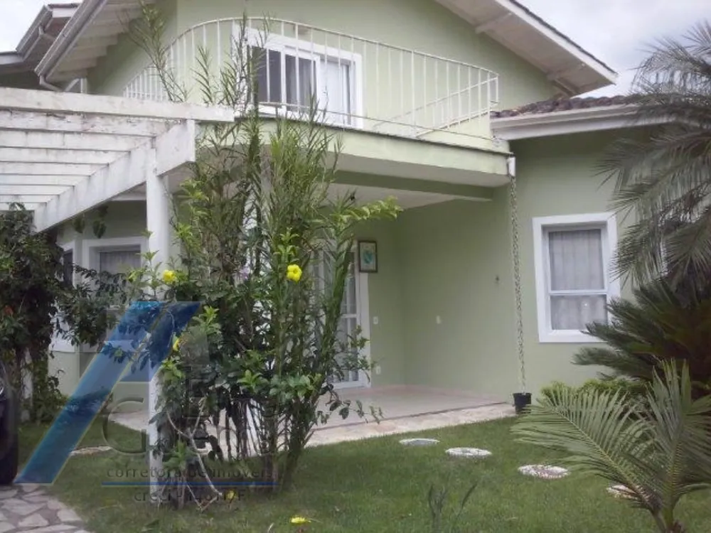 Casa, 5 quartos, 239 m² - Foto 1