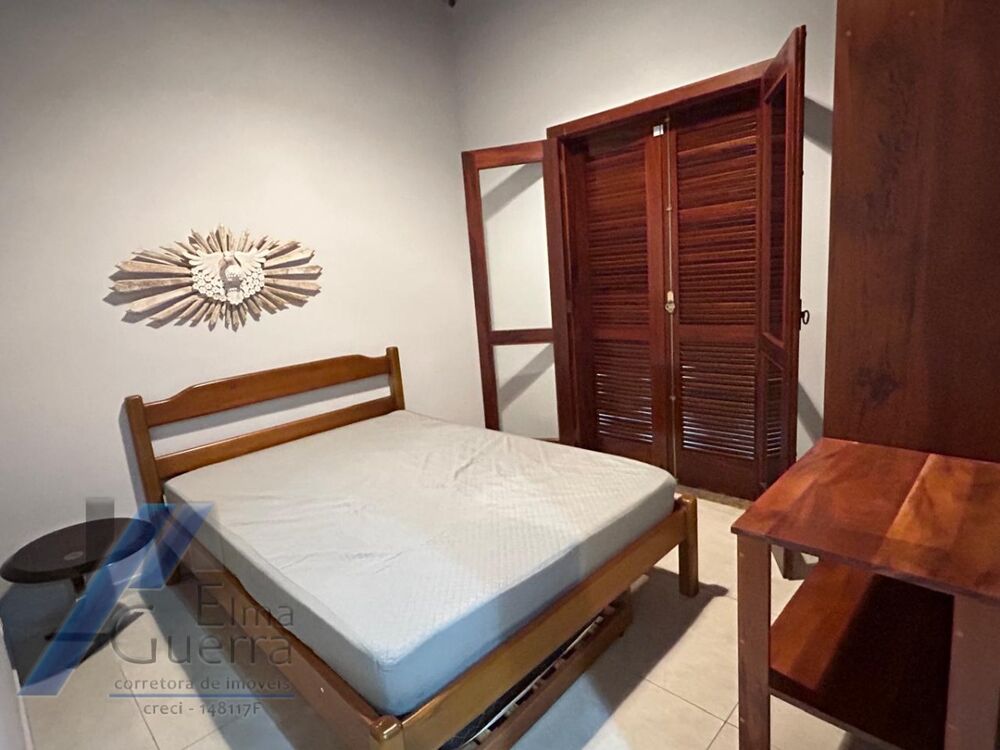 Casa, 5 quartos, 250 m² - Foto 1