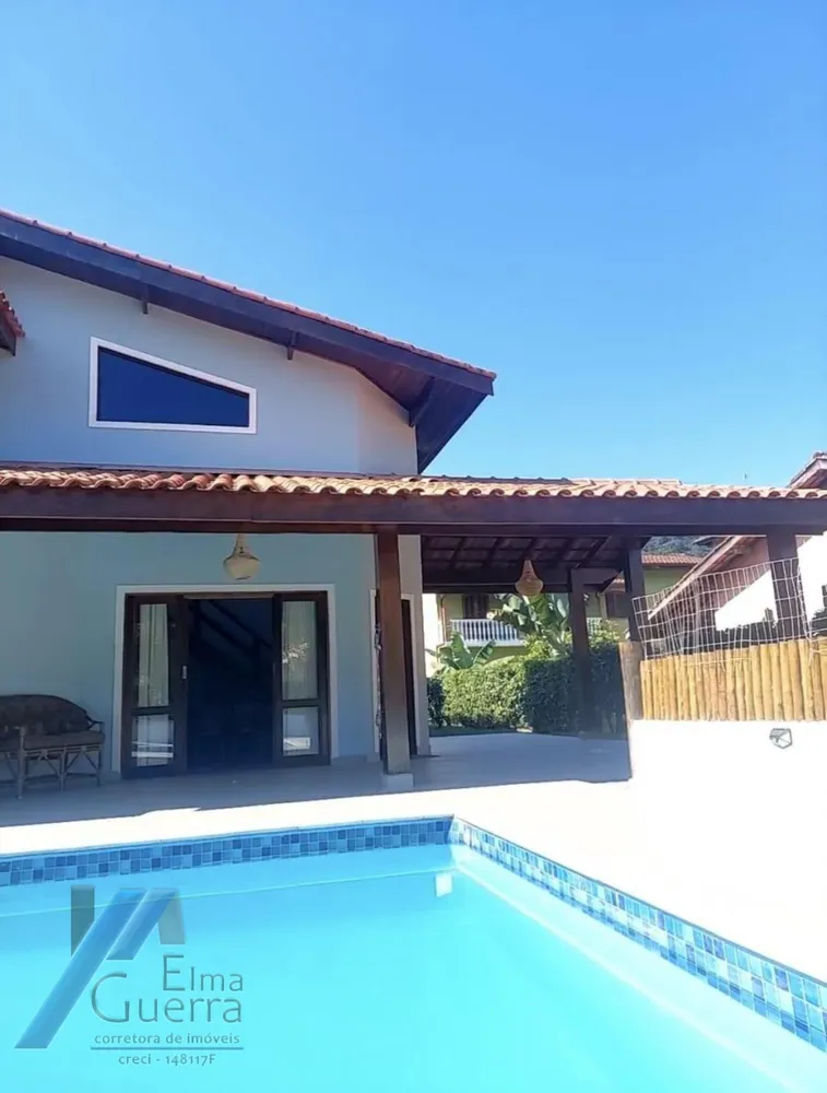 Casa, 4 quartos, 250 m² - Foto 1