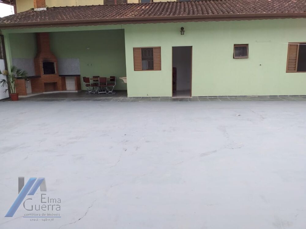 Casa, 3 quartos, 225 m² - Foto 1