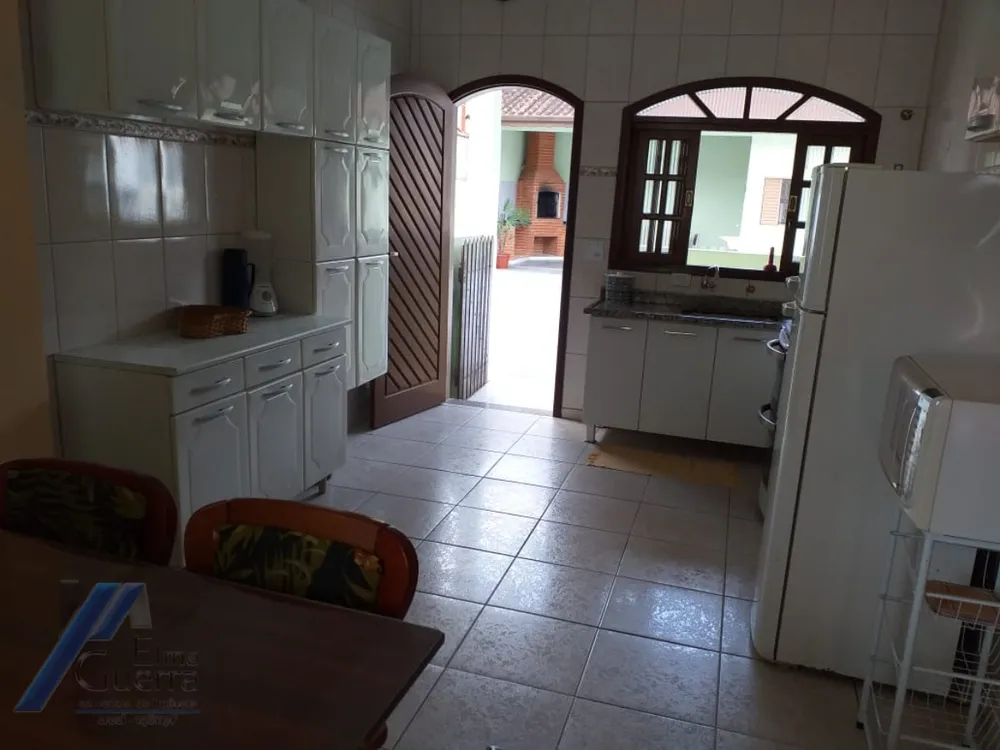 Casa, 3 quartos, 225 m² - Foto 10