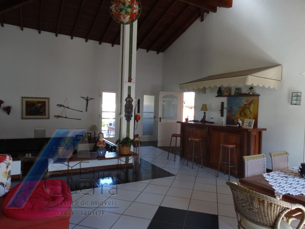 Casa à venda e aluguel com 3 quartos, 316m² - Foto 13