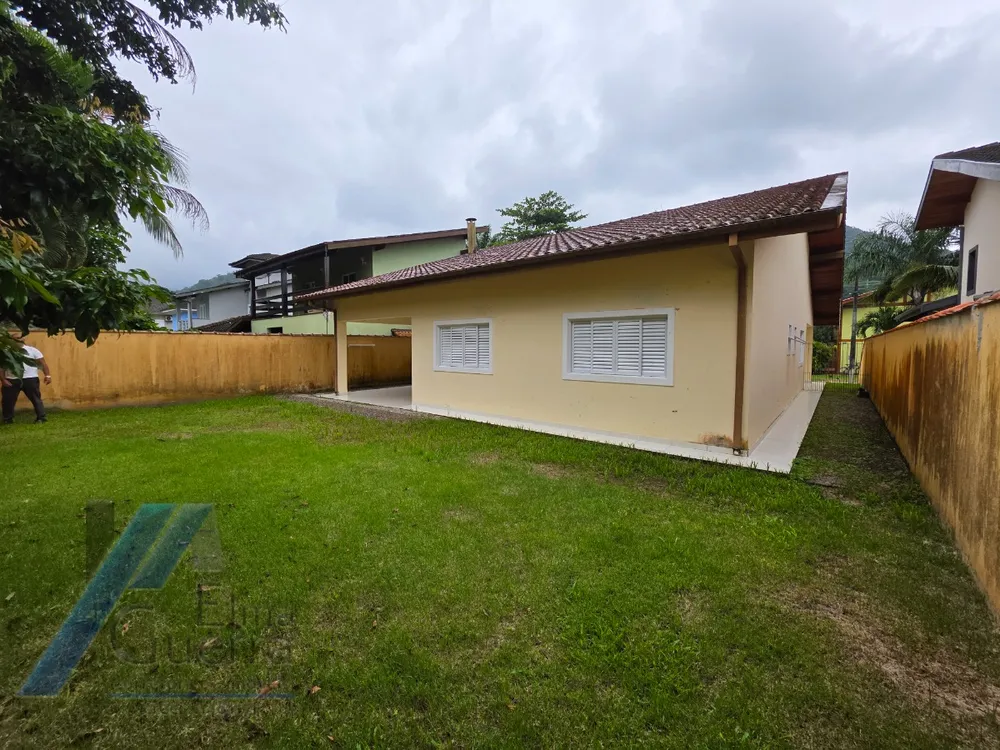 Casa, 3 quartos, 180 m² - Foto 3