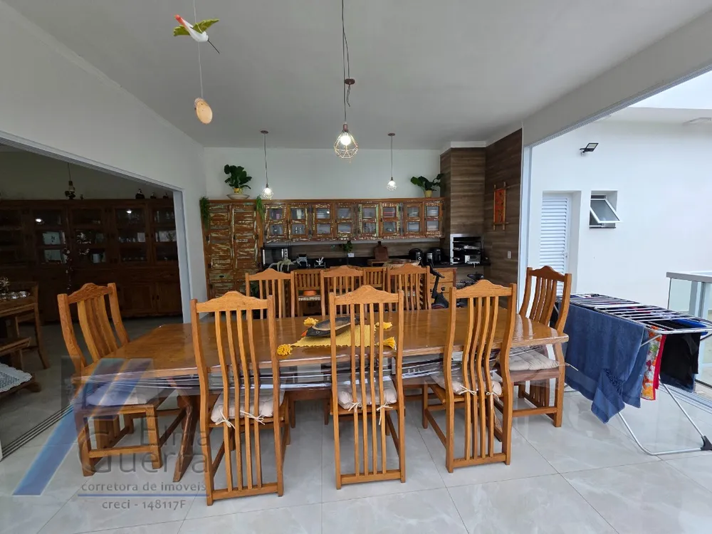 Casa, 3 quartos, 250 m² - Foto 8