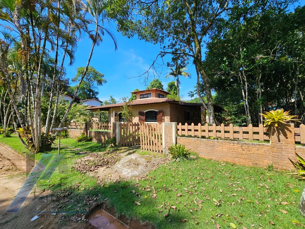 Casa, 3 quartos, 197 m² - Foto 1