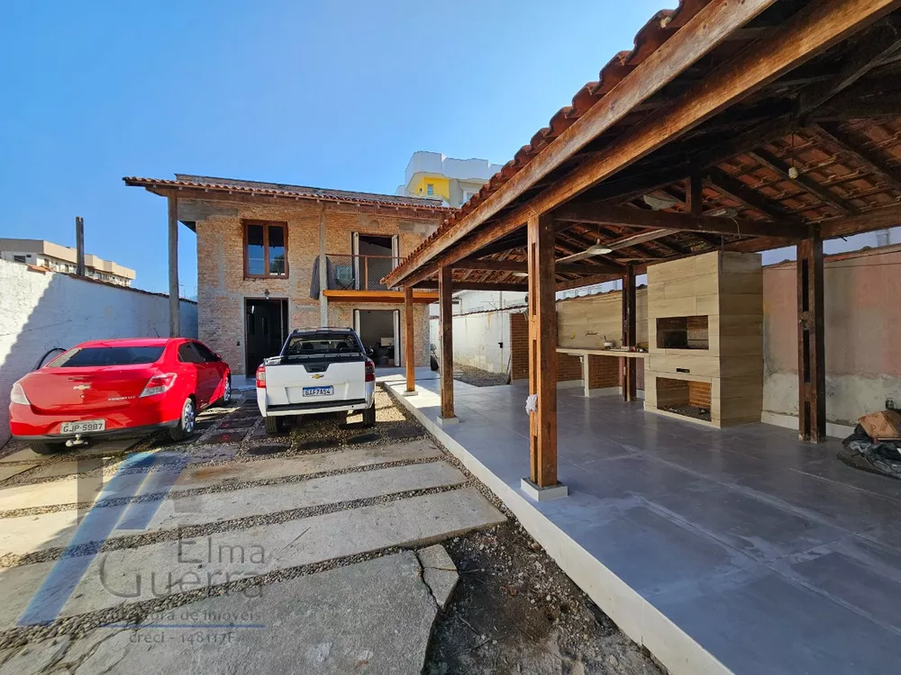Casa, 3 quartos, 151 m² - Foto 1