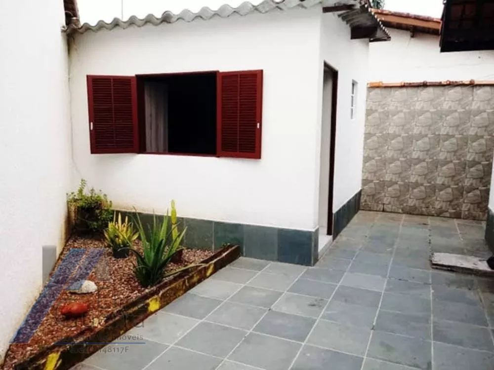 Casa, 3 quartos, 130 m² - Foto 2