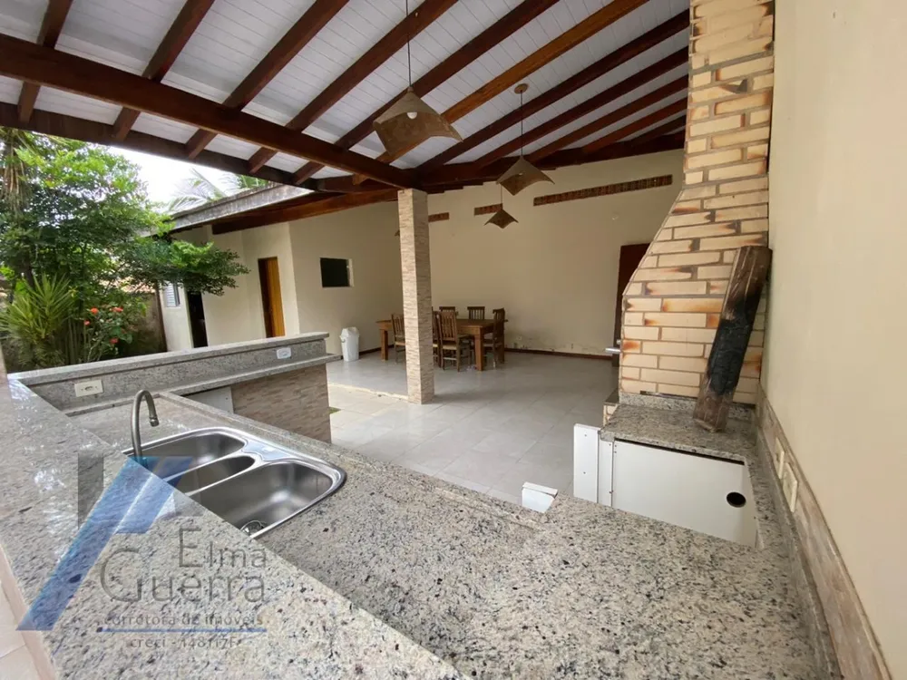 Casa, 3 quartos, 243 m² - Foto 1