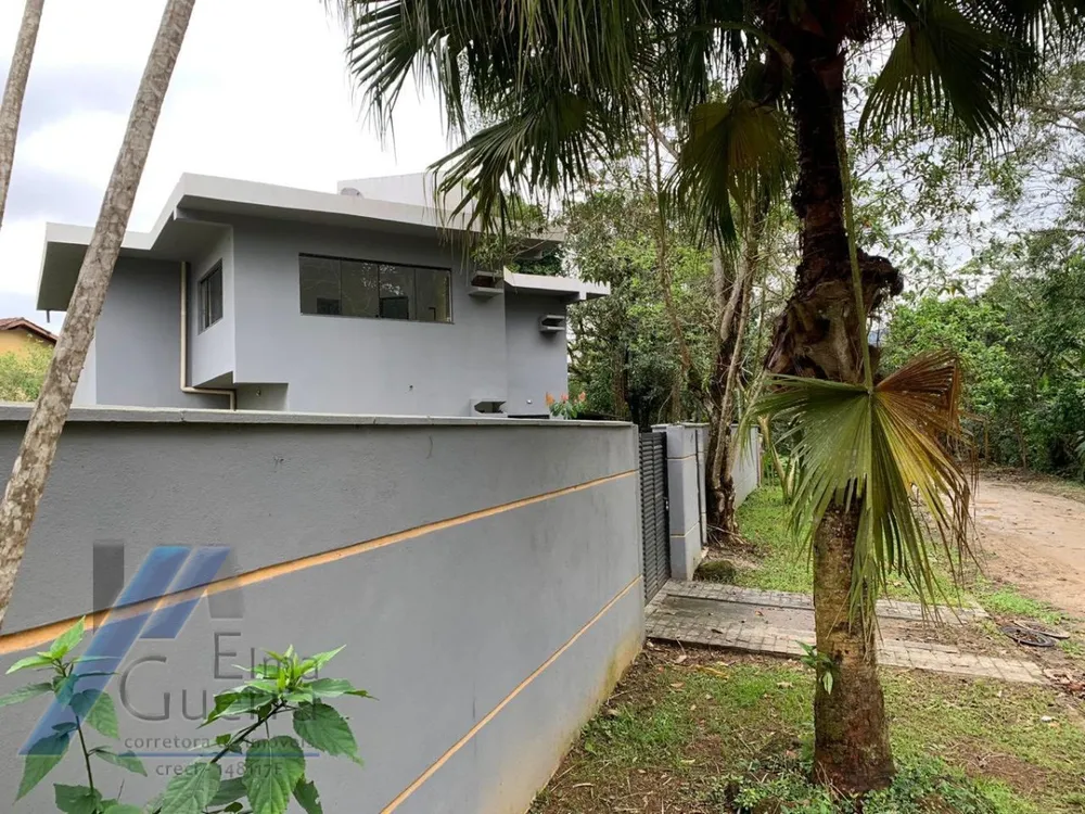 Casa, 4 quartos, 220 m² - Foto 2
