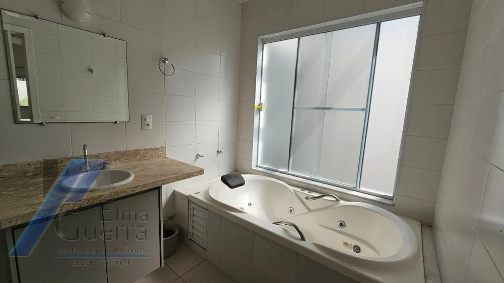 Casa, 5 quartos, 220 m² - Foto 7