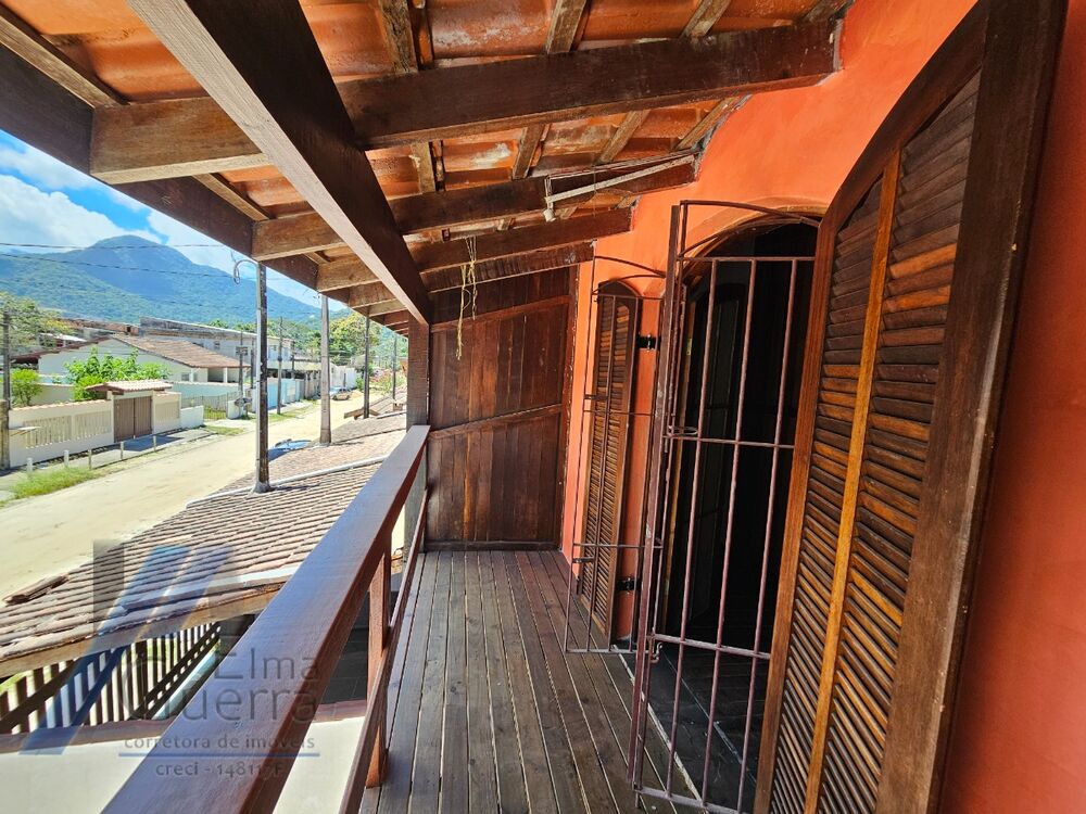 Casa à venda com 2 quartos, 75m² - Foto 2
