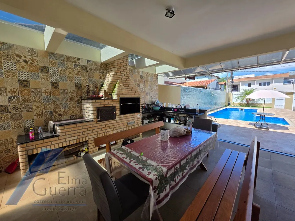 Casa, 4 quartos, 250 m² - Foto 2