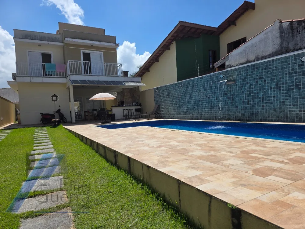 Casa, 4 quartos, 250 m² - Foto 1