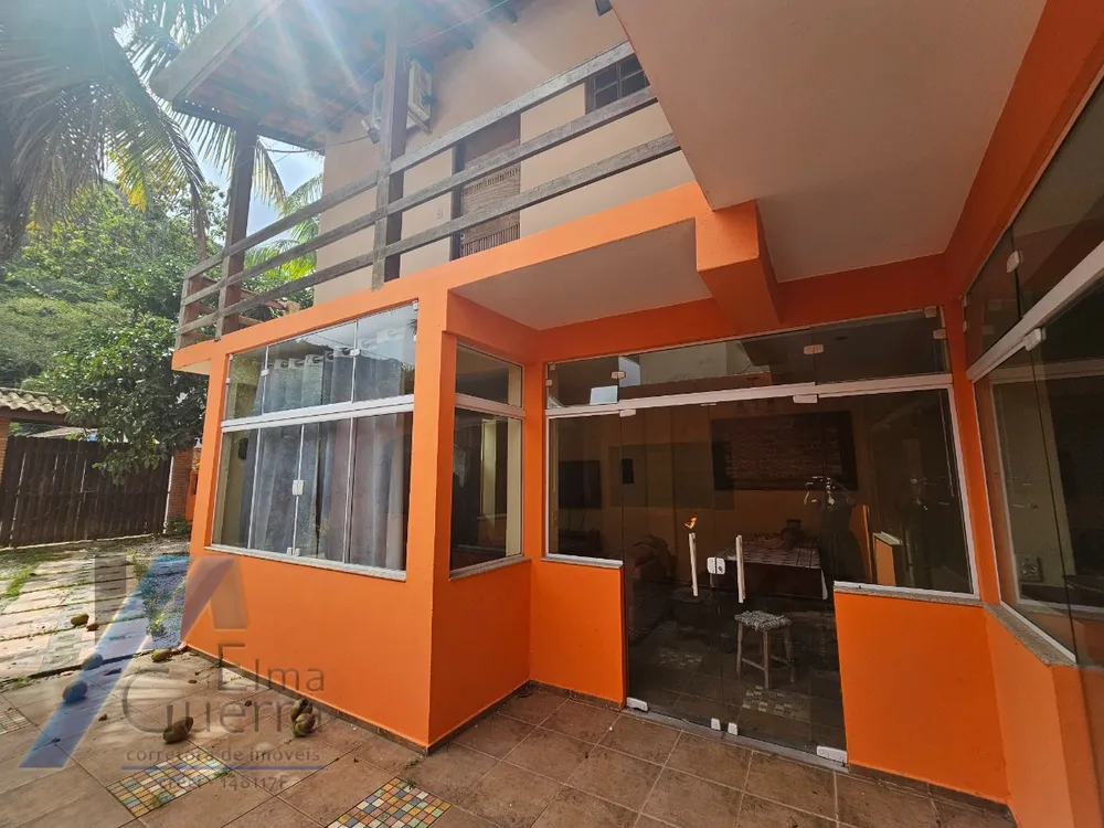 Casa, 6 quartos, 200 m² - Foto 1
